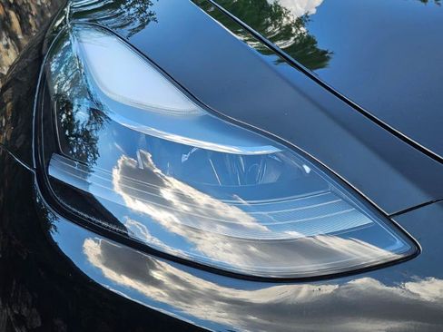 Used 2023 Tesla Model Y Long Range AWD/4WD image 25