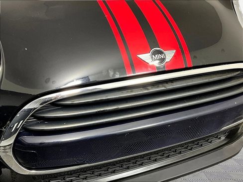 Used 2018 MINI Cooper 2-Door Hardtop FWD image 31
