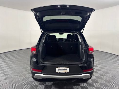 Used 2023 Chevrolet TrailBlazer LT w/ Convenience Package FWD image 24