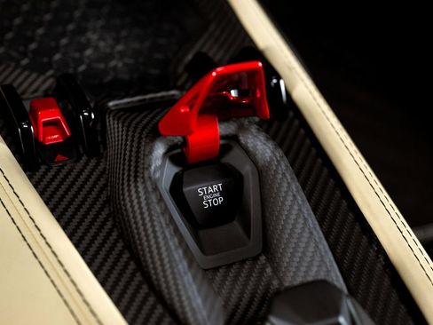 Used 2024 Lamborghini Revuelto AWD/4WD image 44