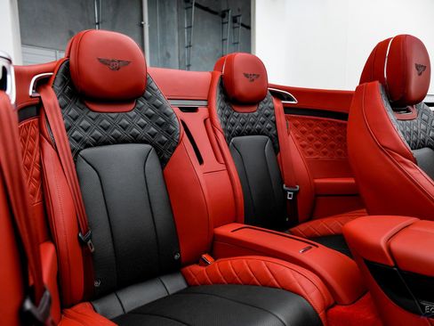 Used 2022 Bentley Continental GT image 89
