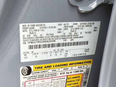 Used 2025 Ford Expedition Tremor AWD/4WD image 21