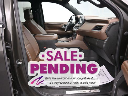 Used 2021 Chevrolet Tahoe High Country w/ Premium Package image 9