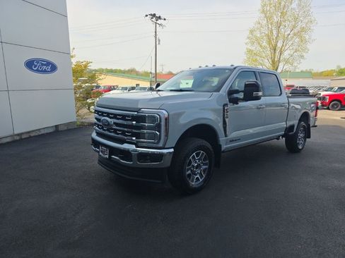 New 2026 Ford F250 Lariat AWD/4WD image 2