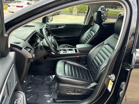 Used 2024 Ford Edge SEL AWD/4WD image 9