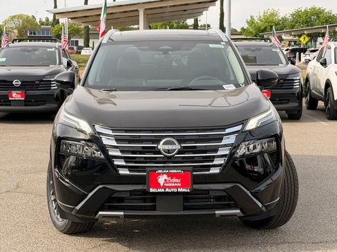 New 2026 Nissan Rogue Platinum AWD/4WD image 2