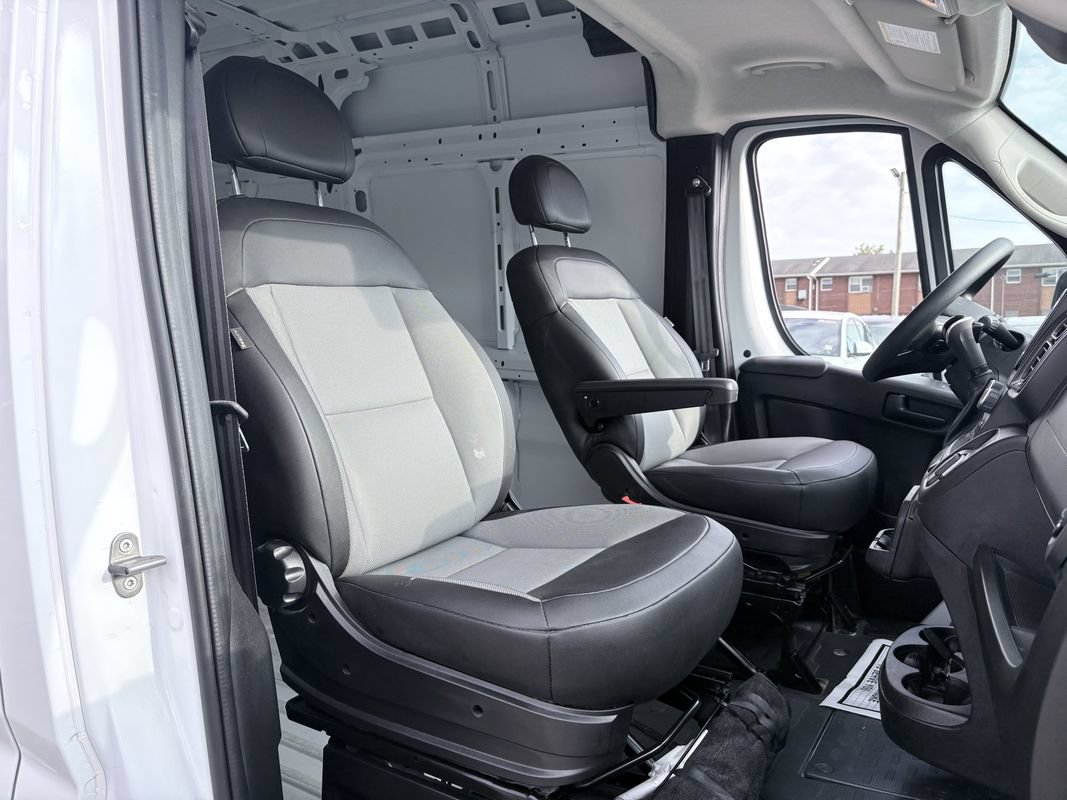 Used 2026 RAM ProMaster 2500 w/ Convenience Group FWD image 23