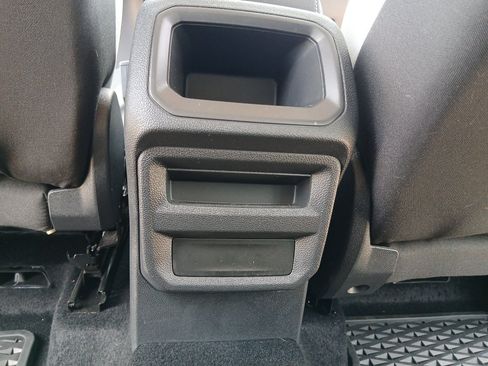 Used 2025 Volkswagen Taos S FWD image 18