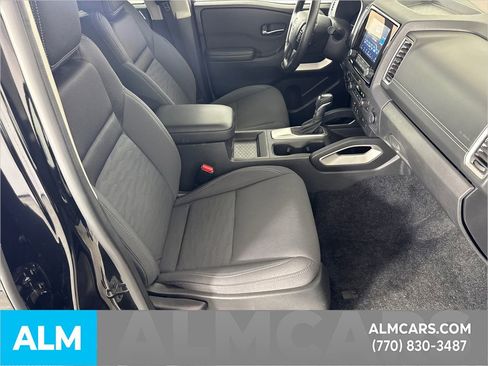 Used 2024 Nissan Frontier SV w/ Hardbody Edition image 15