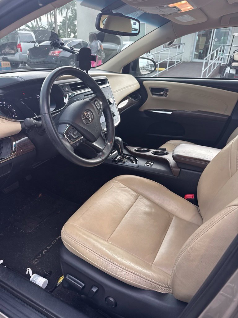 Used 2014 Toyota Avalon XLE Premium FWD image 7