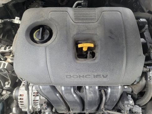 Used 2019 Kia Forte LXS FWD image 30