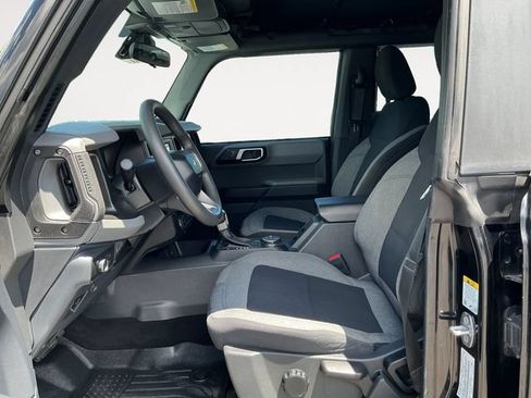 Used 2022 Ford Bronco 4-Door AWD/4WD image 8