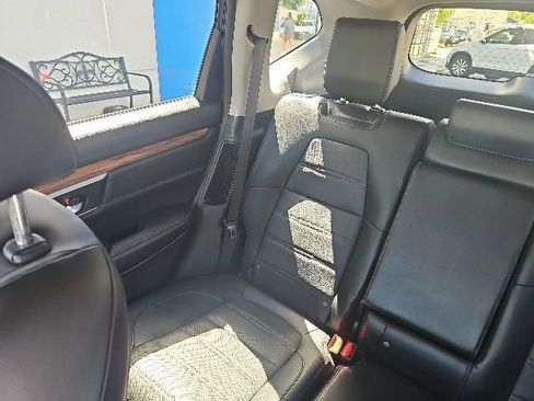 Used 2020 Honda CR-V Touring image 11
