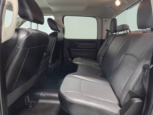 Used 2022 RAM 1500 Tradesman w/ Chrome Appearance Group AWD/4WD image 17
