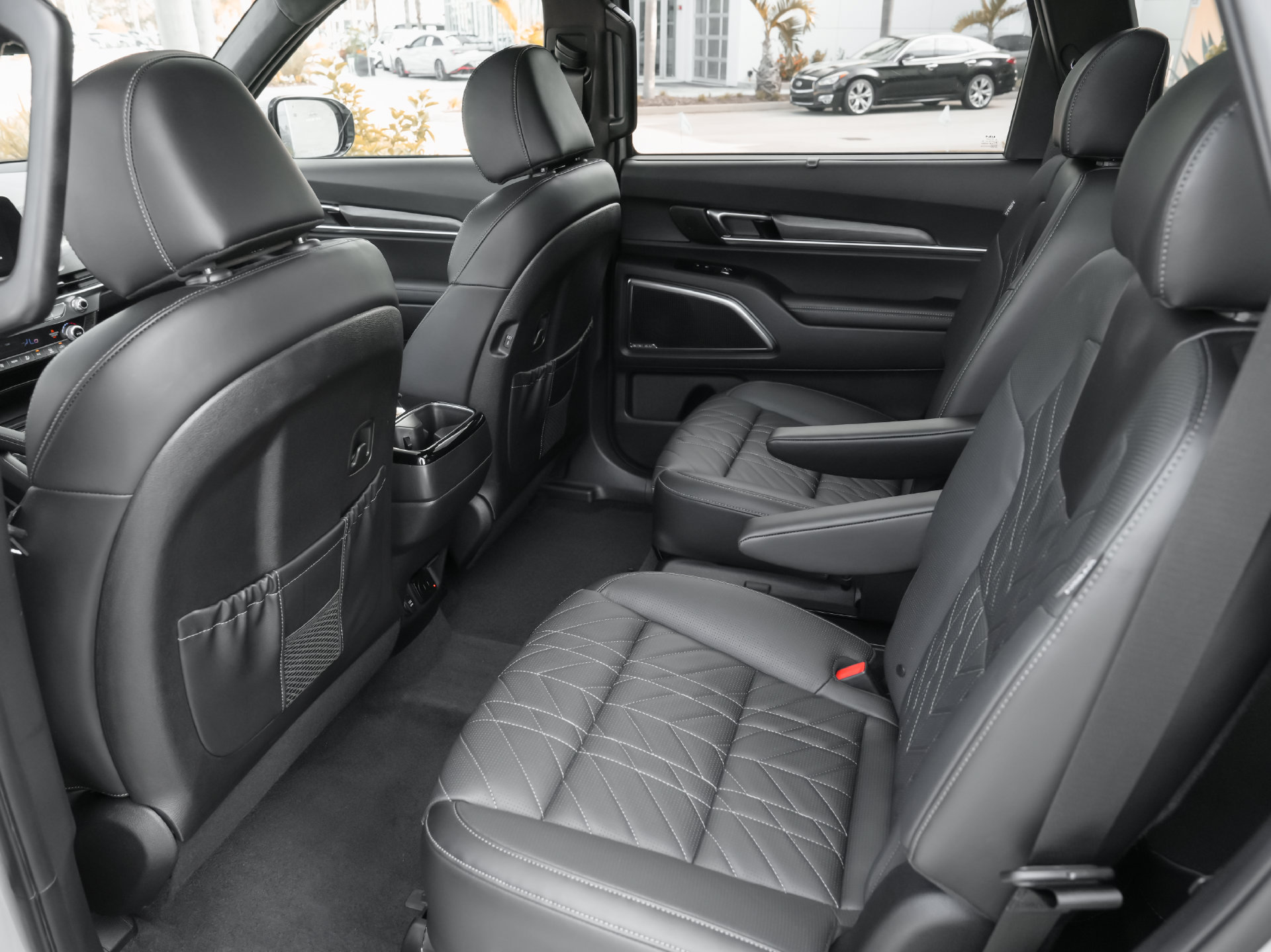 Used 2025 Kia Telluride SX Prestige X-Pro AWD/4WD image 6
