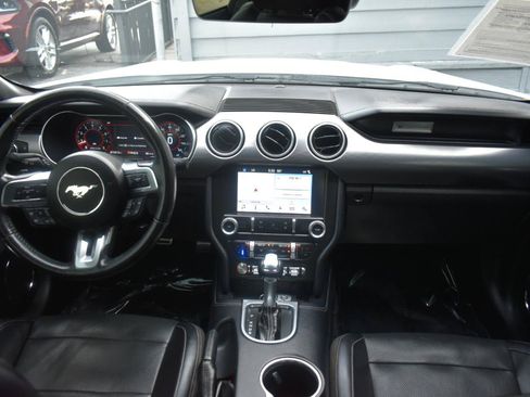 Used 2019 Ford Mustang GT Premium w/ Equipment Group 401A RWD image 11