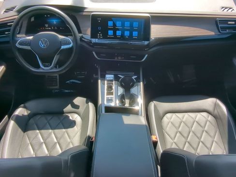 Certified 2025 Volkswagen Atlas SEL Premium R-Line AWD/4WD image 15