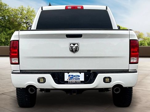 Used 2019 RAM 1500 Express w/ Express Value Package RWD image 4