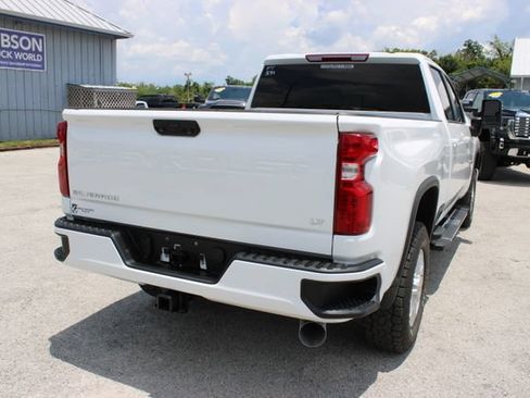 Used 2025 Chevrolet Silverado 2500 LT AWD/4WD image 11