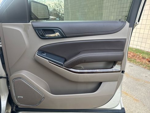 Used 2015 Chevrolet Tahoe LT image 25