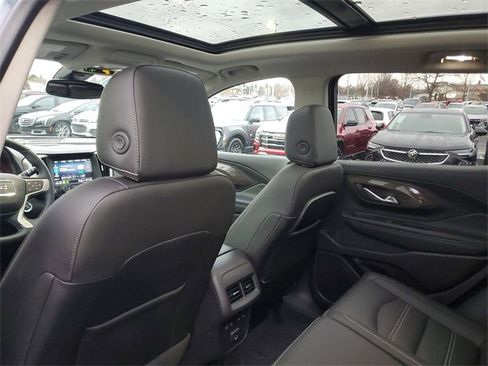 Certified 2024 GMC Terrain Denali w/ Denali Premium Package image 11
