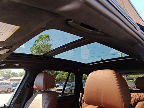 Used 2023 BMW X5 M50i w/ Executive Package AWD/4WD image 15