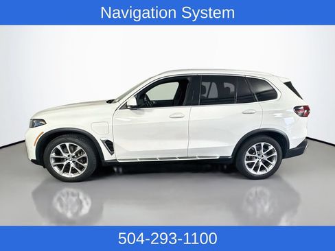 Used 2025 BMW X5 xDrive50e AWD/4WD image 10