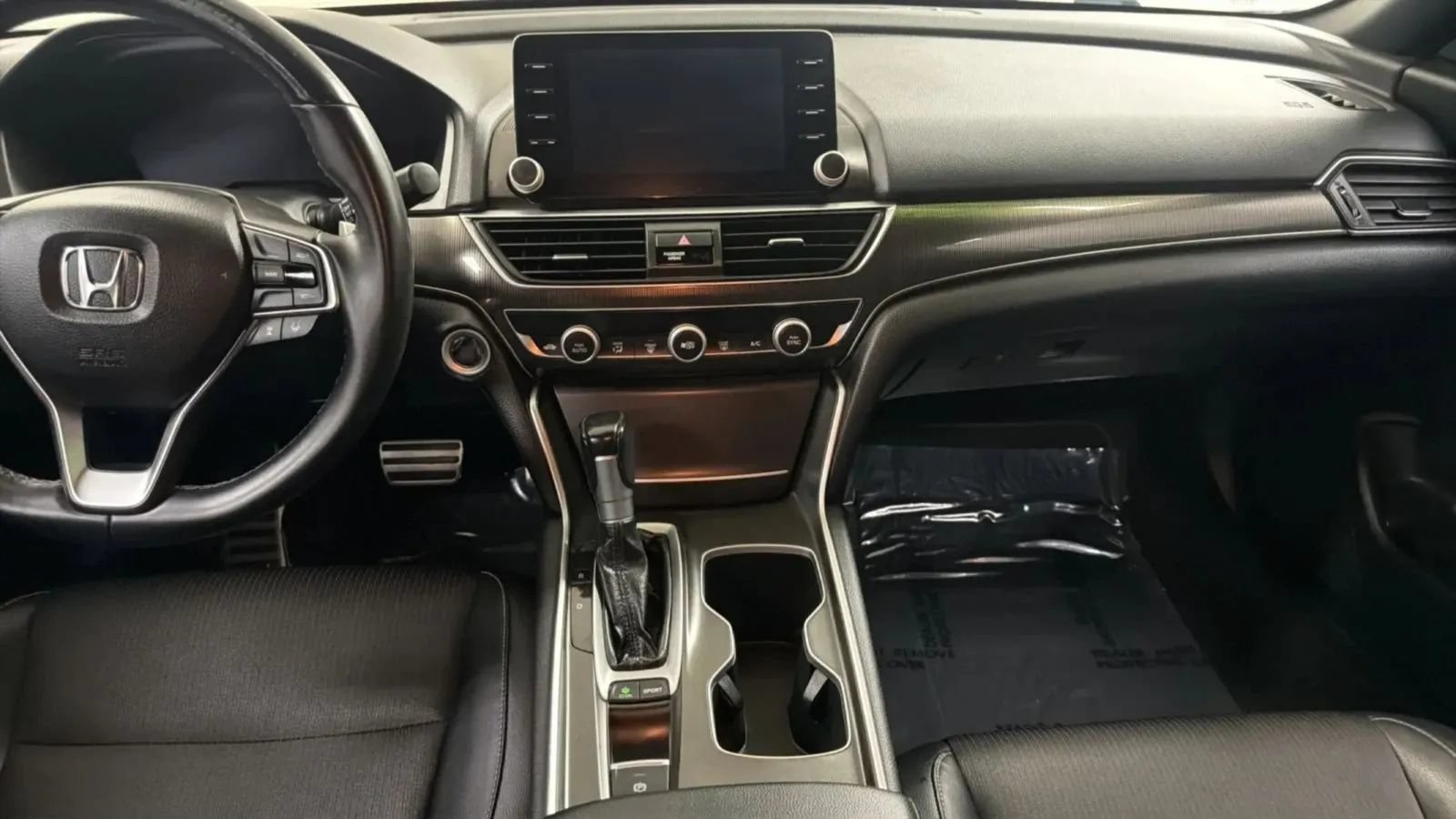 Used 2018 Honda Accord Sport image 16