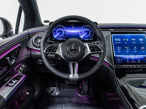 Used 2024 Mercedes-Benz EQE 350+ 4MATIC Sedan image 15