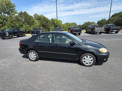 Used 2007 Toyota Corolla CE w/ Upgrade Pkg FWD image 7