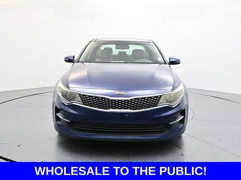 Used 2016 Kia Optima EX w/ Premium Package image 2