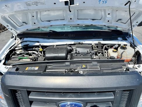 Used 2023 Ford E-350 and Econoline 350 Super Duty w/ Driver's Safety Package RWD image 20