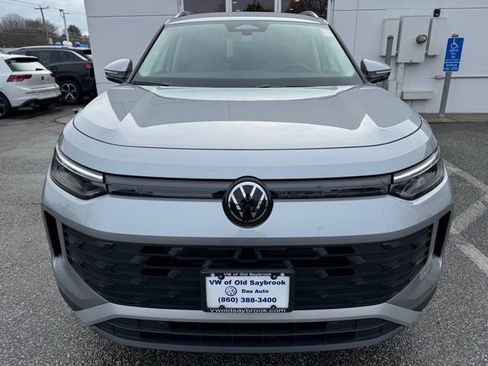 New 2025 Volkswagen Tiguan S AWD/4WD image 2