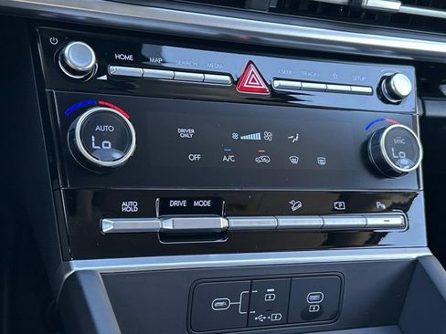 New 2026 Hyundai Santa Fe SE image 32