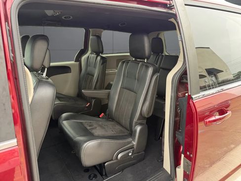 Used 2019 Dodge Grand Caravan SXT FWD image 20