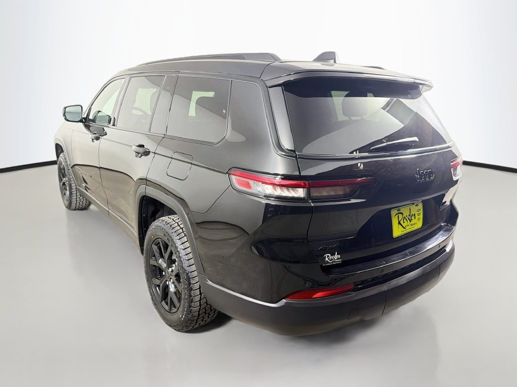 Used 2024 Jeep Grand Cherokee L Altitude AWD/4WD image 8