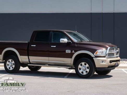 Used 2015 RAM 2500 Longhorn w/ Convenience Group AWD/4WD image 11