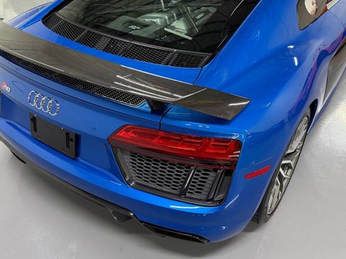 Used 2017 Audi R8 V10 plus w/ Full Leather Package image 15