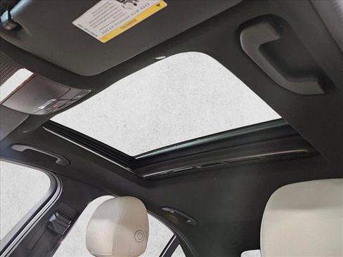 Used 2021 Mercedes-Benz C 300 Sedan image 15