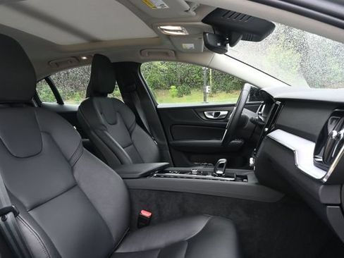 Used 2024 Volvo S60 B5 Core w/ Climate Package FWD image 37