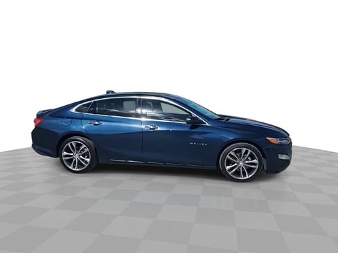 Used 2019 Chevrolet Malibu Premier w/ Sun and Wheel Package image 9