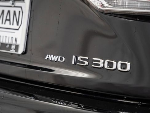 Used 2019 Lexus IS 300 AWD w/ Navigation Package image 10