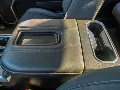 Used 2022 GMC Sierra 1500 Elevation image 31