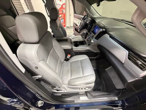 Used 2020 Chevrolet Tahoe LT w/ Luxury Package AWD/4WD image 44