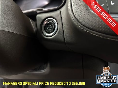 Used 2023 GMC Yukon XL SLT w/ SLT Premium Package image 24