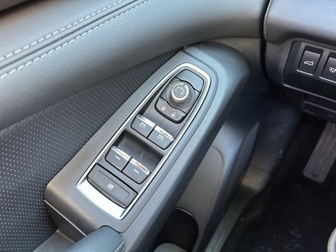 Used 2024 Subaru Ascent Limited image 19