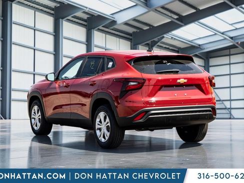 New 2026 Chevrolet Trax LS FWD image 22
