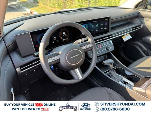 New 2026 Hyundai Tucson SE FWD image 3