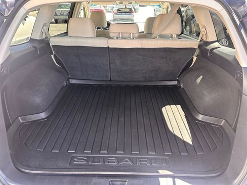 Used 2013 Subaru Outback 2.5i Premium w/ Popular Pkg 1B AWD/4WD image 8