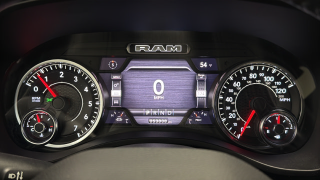 Used 2022 RAM 1500 Laramie w/ Sport Appearance Package AWD/4WD image 17